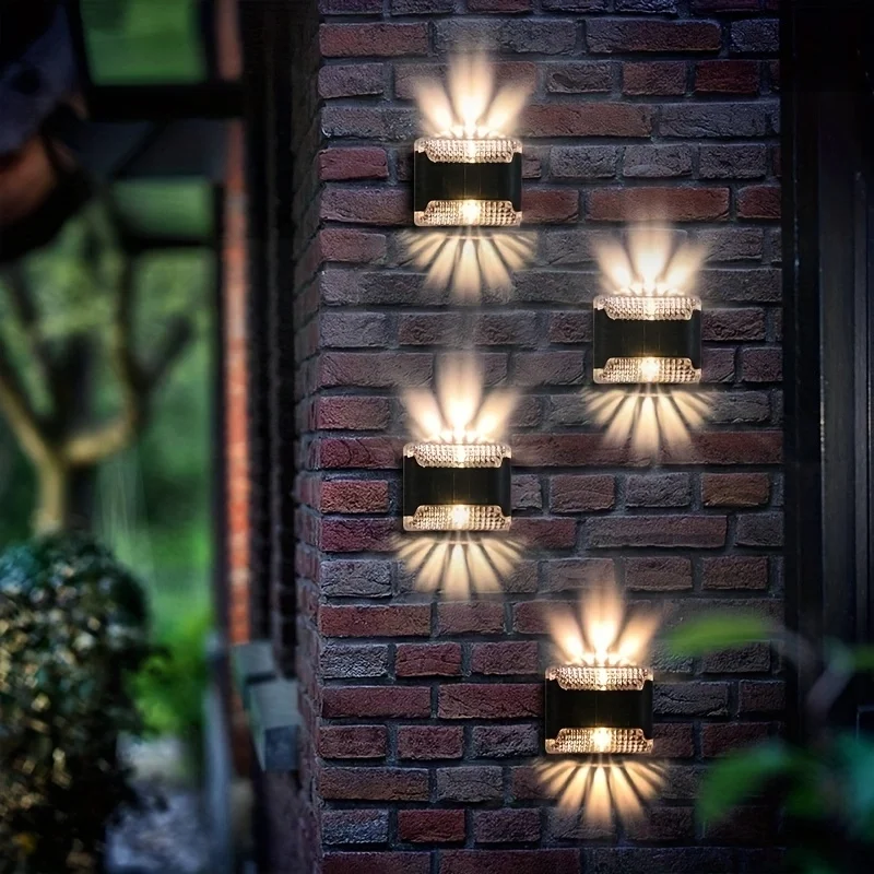 4pc Solar Wall Light: Outdoor  - Outdoor Lighting Jellyfish recensione e prezzo