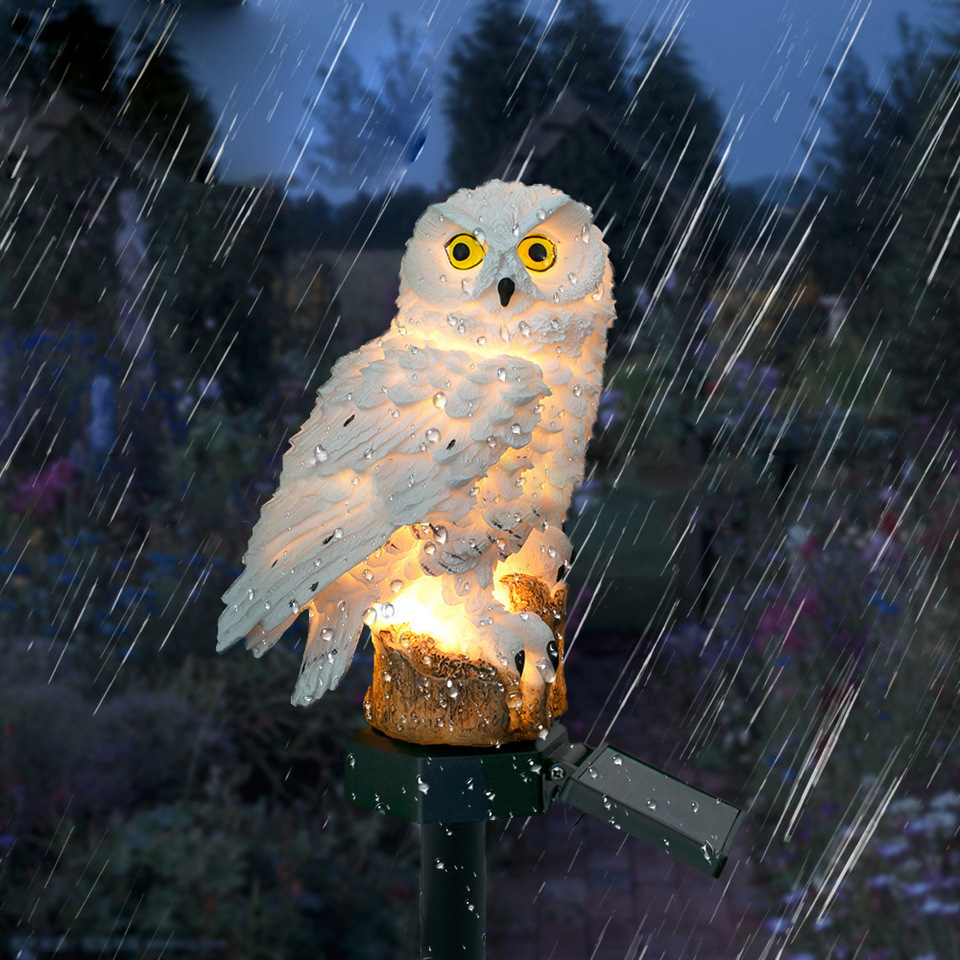 Solar Owl Statue Garden Light  - Outdoor Lighting Beacon recensione e prezzo