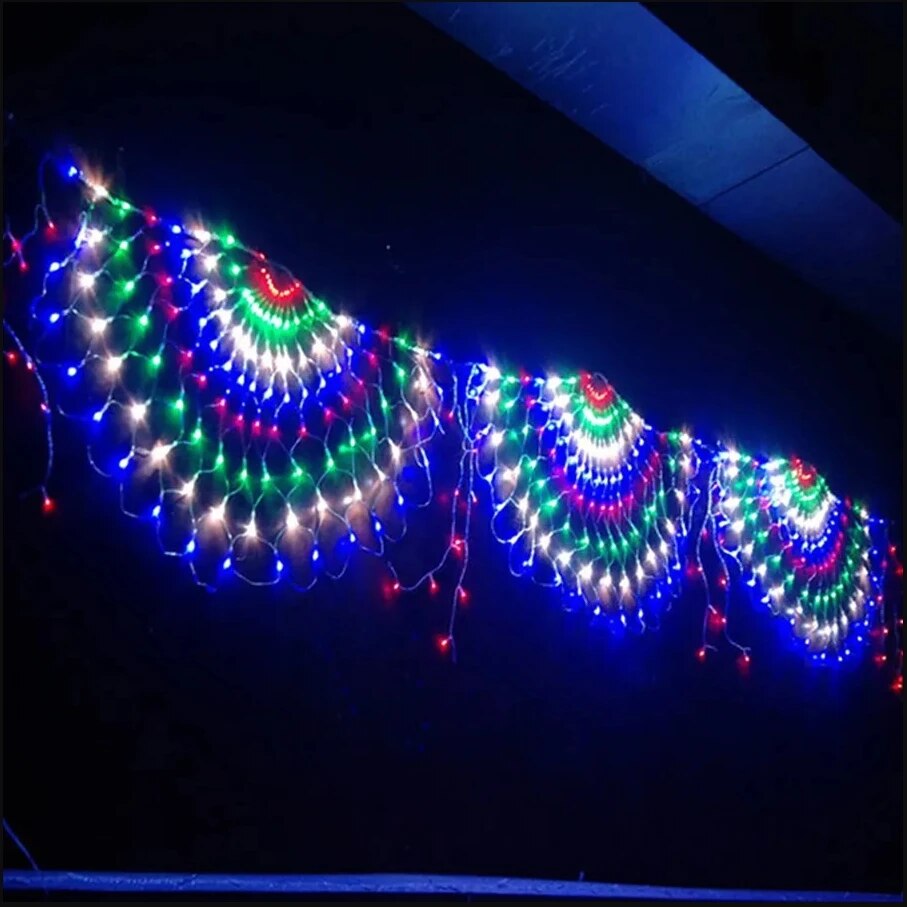 EU/US Plug 3.2*0.6M 420LED 3 P - Outdoor Lighting Grid Screen recensione e prezzo