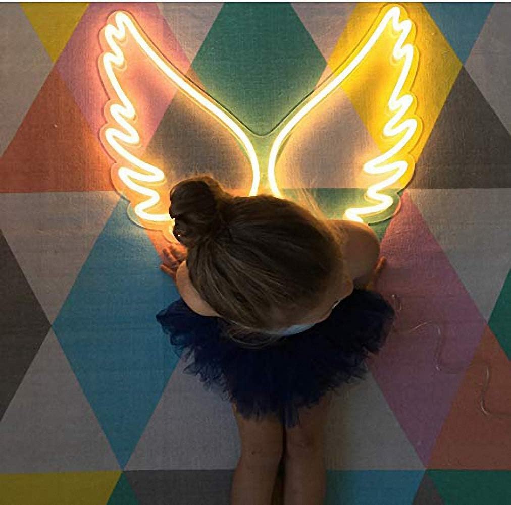 Princess Wing Neon Light Sign  - Outdoor Lighting For Store recensione e prezzo